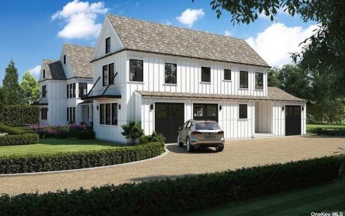 1611 Old Cedar Swamp Rd, Muttontown, NY 11545-2631
