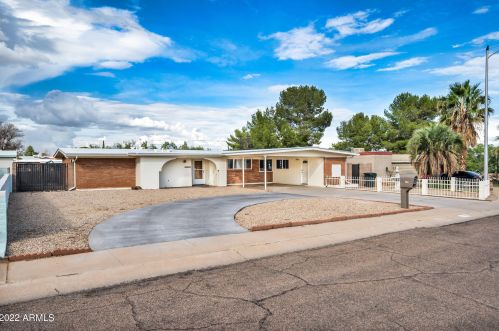 1980 Viola Dr, Sierra Vista, AZ 85635-2152