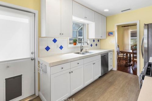 5436 Rosebay St, Long Beach CA  90808-3527 exterior