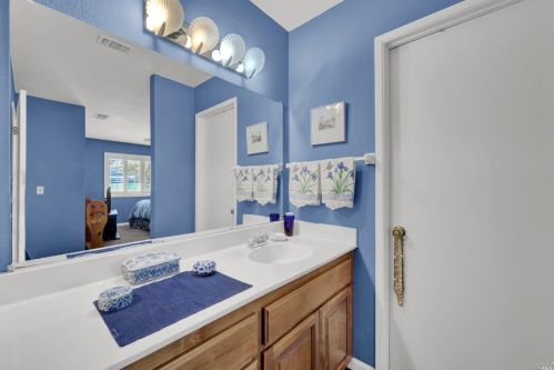 296 Plantation Way, Vacaville CA  95687-5934 exterior