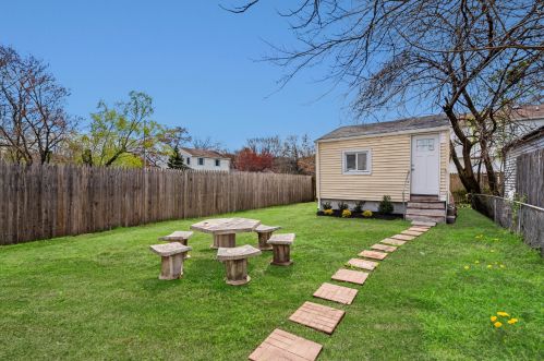 241 Bray Ave, Middletown NJ  07748-5432 exterior