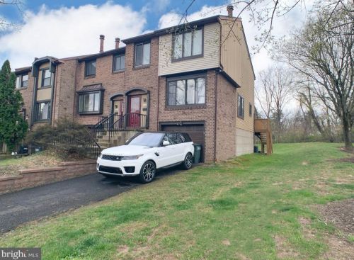 3100 Bedlington Pl, Southampton, PA 18966-2901