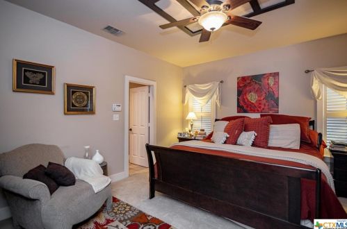 6 Cotswold Ln, Victoria TX  77904-1680 exterior