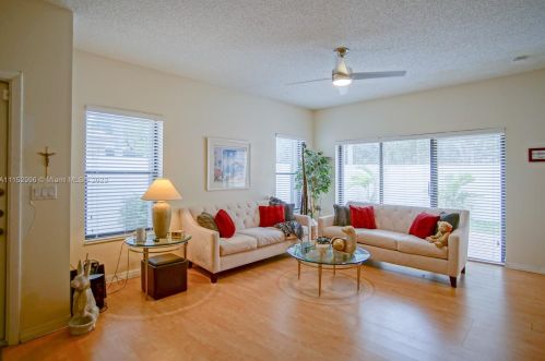 746 158th Way, Hollywood, FL 33027-5004