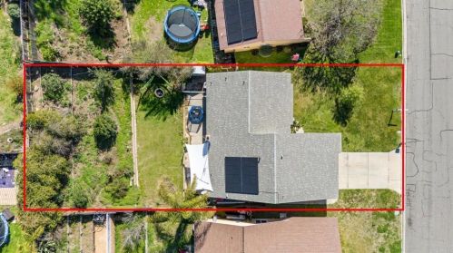 30078 Mira Loma Dr, Temecula CA  92592-2122 exterior