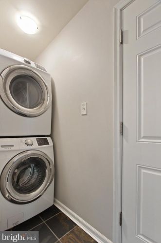 41 Roosevelt Blvd, Lancaster PA 17601-4039 exterior