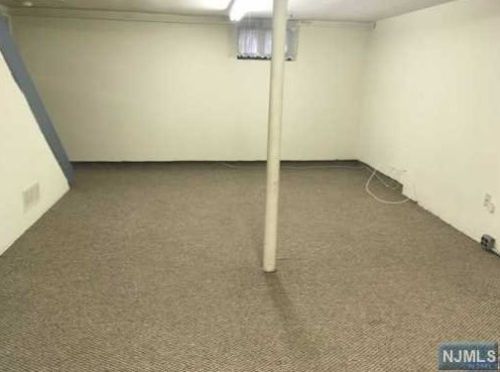 671 Delaware Ave, Ridgewood NJ  07450-5501 exterior