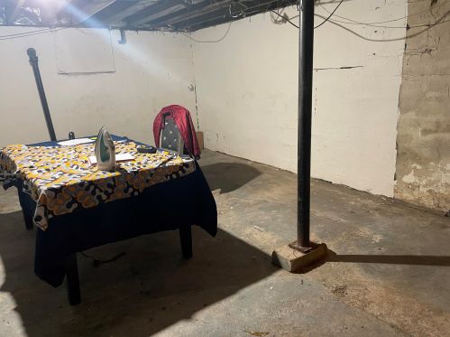 1964 Finn Pl, Milwaukee WI 53206-1338 exterior