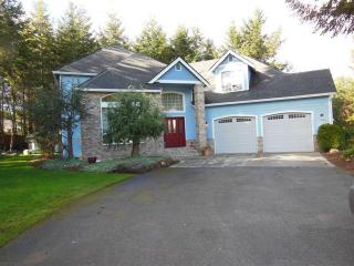 5201 Blacktail Ct, Olympia, WA 98516-2138