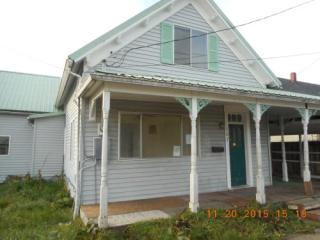 107 Harbor St, Ocosta, WA 98520-2925