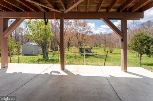 6608 Farmstead Ln, Fredericksburg VA  22407-1703 exterior