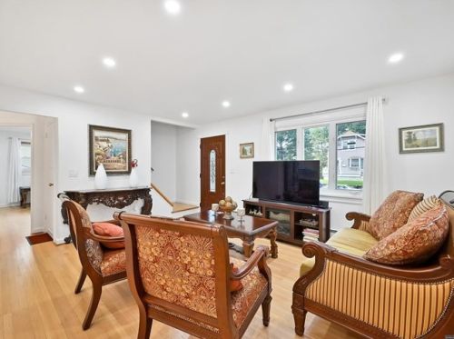 320 Monmouth Ave, N Milford NJ  07646-2025 exterior