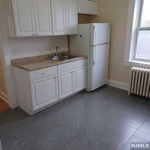 114 2nd St, Ridgefield Park NJ  07660-1052 exterior