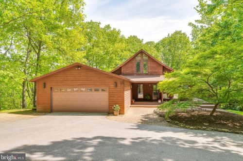 223 Rising Sun Rd, Hedgesville, WV 25427-5566