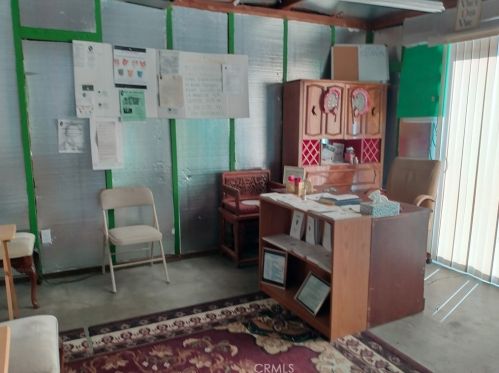 16781 Tracy St, Victorville CA  92395-3807 exterior