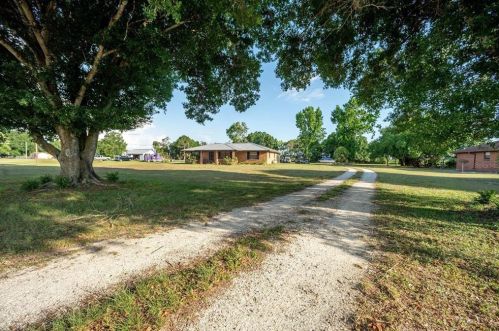 4875 Apache Dr, Arcadia, FL 34266-7564
