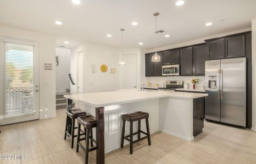 2792 Harmony Ave, Gilbert, AZ 85295-6072