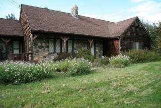 46 Sabin St, Belchertown, MA 01007-9558