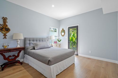 4552 Ethel Ave, North Hollywood CA  91605-4703 exterior