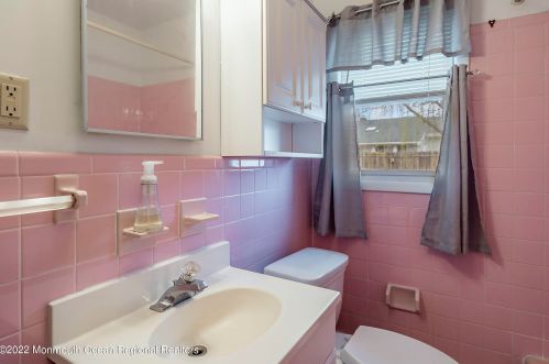 204 Fernwood Ln, Lacey NJ  exterior