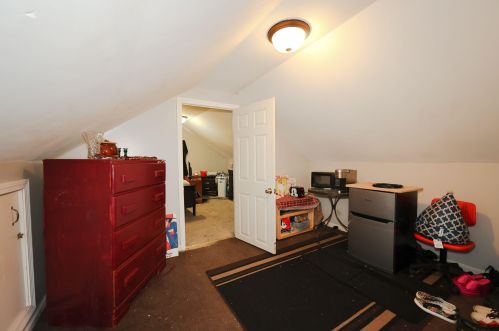 3 Cross St, Nashua NH 03064-2273 exterior