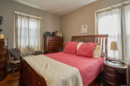 152 Urban St, Mount Vernon NY  10552-3211 exterior