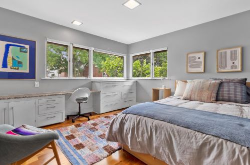 4101 Lk Dr, Milwaukee WI 53211-1720 exterior