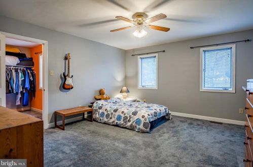 112 Quail Ln, Kennett Sq PA  19348-2652 exterior