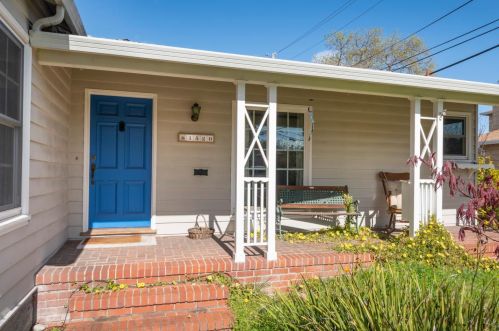 1520 Brewster Ave, Redwood City, CA 94062-1323