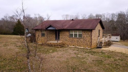 324 Newt Vanattia Rd, Hillsboro, TN 37342-3637