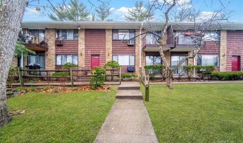 173 Kennedy Dr, Bridgeport, CT 06606-5921