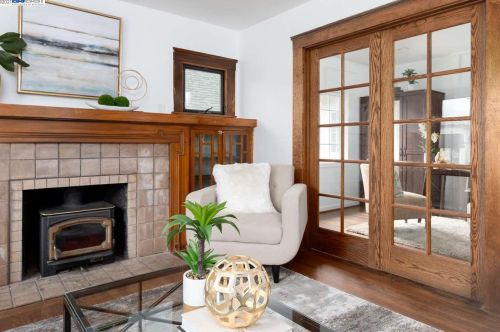 5137 Fairfax Ave, Oakland CA  94601-5410 exterior