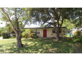 2668 Andrews Ave, Melbourne, FL 32935-2706