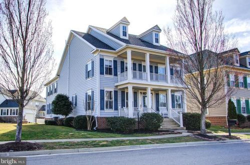 10733 Tuttle Ln, Bristow, VA 20136-2803
