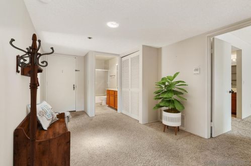 2651 Front St, San Diego CA  92103-6539 exterior