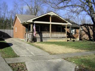 1217 Nice Dr, Lexington, KY 40504-1515