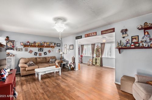 5480 Boston St, Mesa, AZ 85205-8146
