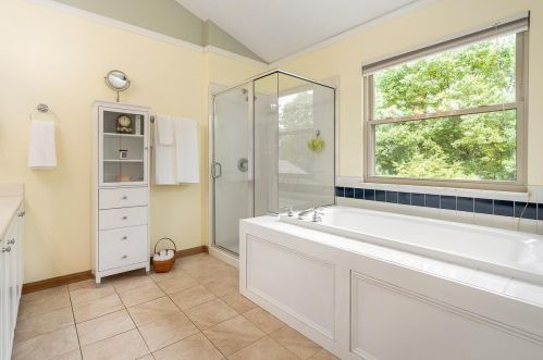 2960 Wynridge Dr, Darbydale OH  43123-8706 exterior