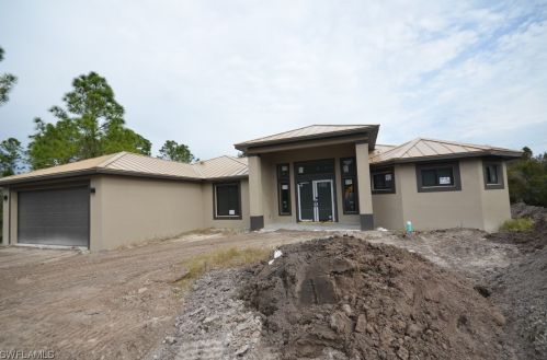3204 Nora Ave, Lehigh Acres, FL