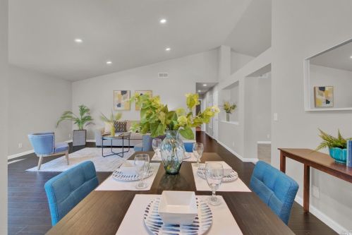 537 Stanford St, Vacaville CA  95687-4609 exterior