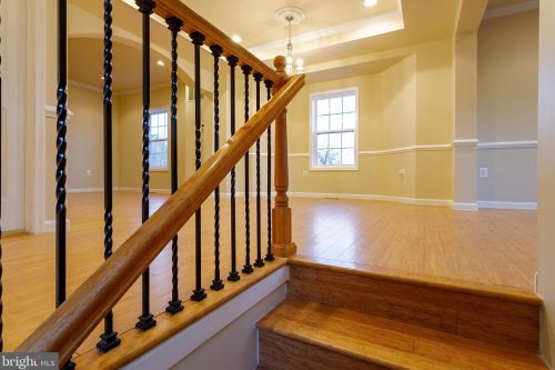 5304 C St, Washington, DC 20019-6112