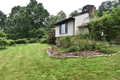 1564 Flanders Rd, Southington, CT 06489-1606