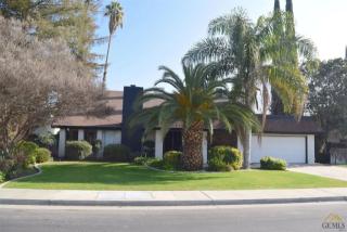 1512 Club View Dr, Bakersfield, CA 93309-3541