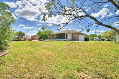 6518 Ami Ann Ct, Lakeland FL  33813-4445 exterior