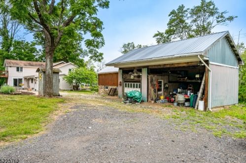 100 Mitchell Rd, Oxford NJ  07863-3344 exterior