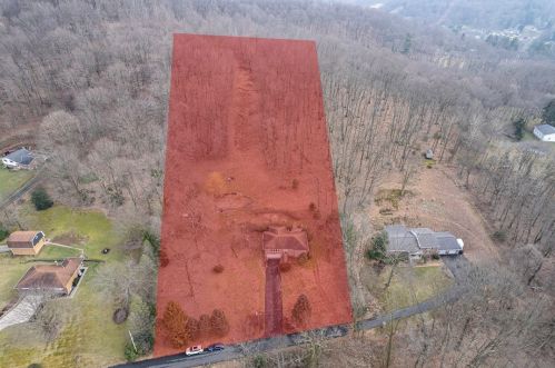 229 Bashforth Dr, Jeannette, PA 15644-4002