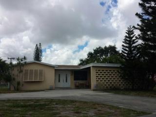 6500 Pierce St, Hollywood, FL 33024-7642