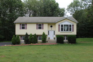 1597 Primrose Ln, Kunkletown PA  18058-7917 exterior