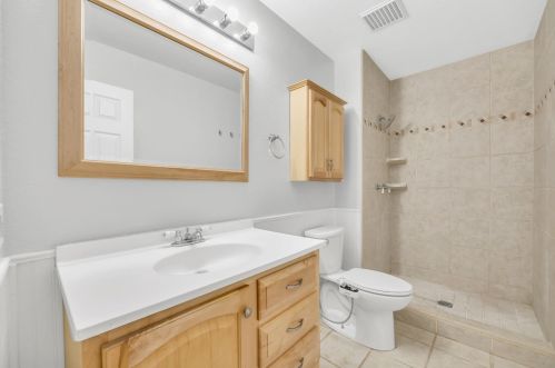 6631 Mercedes Ave, Citrus Heights CA  95621-5413 exterior