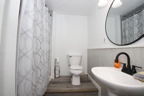 708 Dodge St, Watertown WI  53094-4749 exterior